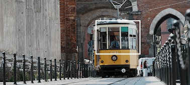 Example image of a recognisable subject, a train