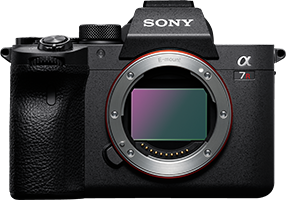 α7R IV 35mm full-frame camera with 61.0MP